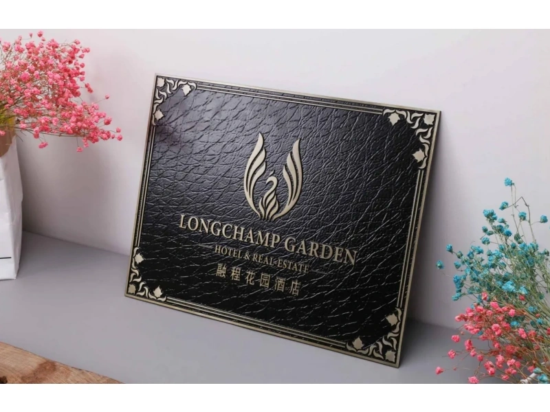 铜/不锈钢浮雕，每件皆是独一无二的艺术品