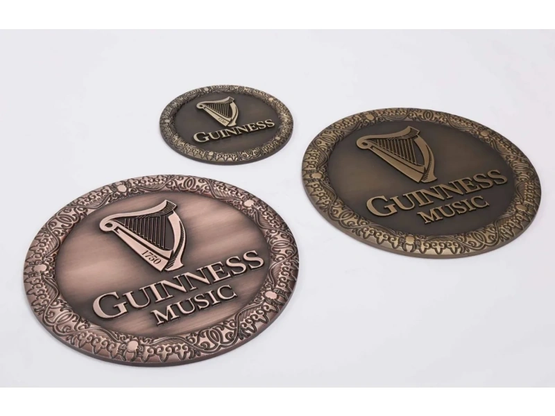 铜/不锈钢浮雕，每件皆是独一无二的艺术品