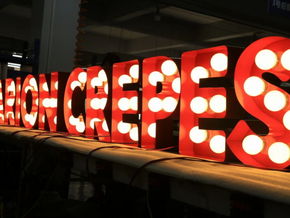 立体鼓面，光效饱满，打造Q萌视觉吸引力