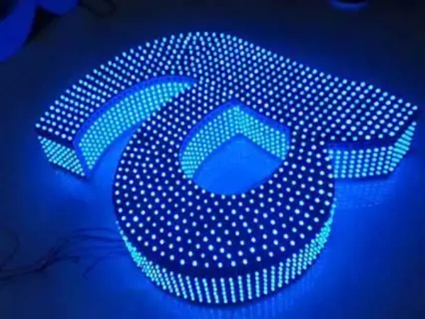 适合高空、发光字正面穿孔安装LED灯