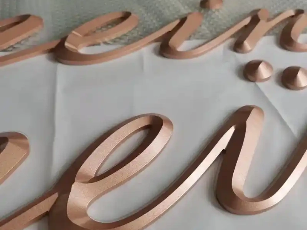 奢侈品专用、精雕细琢