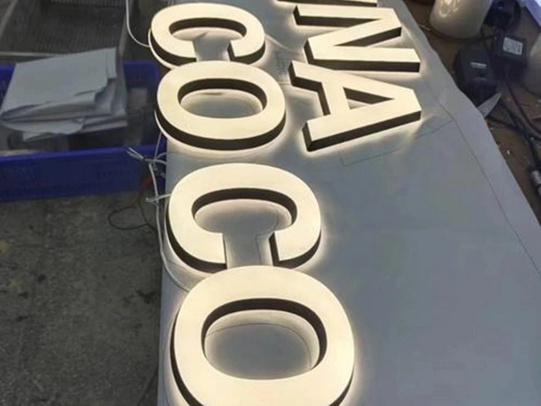 纯亚克力雕刻，小巧、精致、高辨识度