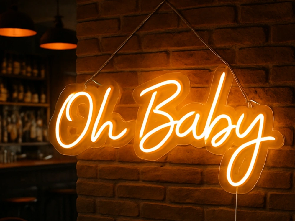 复古潮流光效，点亮夜间经济与网红空间