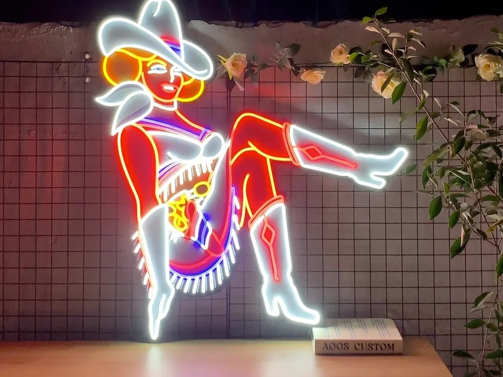 复古潮流光效，点亮夜间经济与网红空间